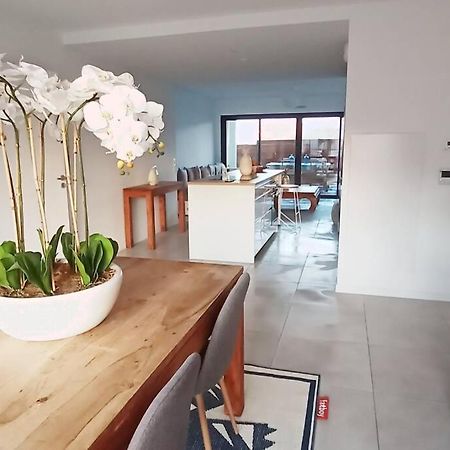 شقة لاكانو  في Loft Standing 100 M2 A 200 Metres De La Plage المظهر الخارجي الصورة